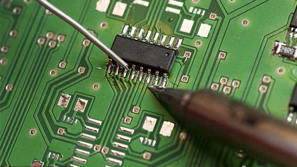 保險管內(nèi)焊外焊化錫，不掉帽解決方案